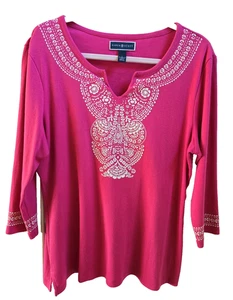 Karen Scott Sz L Fuchsia Pink Cotton Blend Vneck Relaxed Fit Embellished Top - Picture 1 of 10