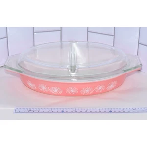 Vintage Pyrex Pink Daisy 12" Oval Divided Vegetable Dish with Glass Lid 1.5qt - Picture 1 of 13