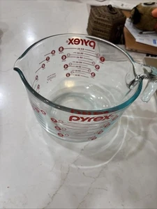 pyrex 8 Cup 64 Oz.  Glass Measuring Cup Mixing Bowl Red Reverse Letters - Picture 1 of 6