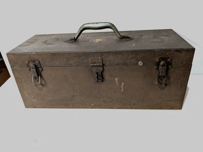 Vintage Simonsen Tool or Tackle Box 18"x7"x7.25" High - Image 1 of 4