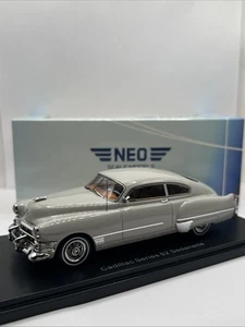  Neo 1/43 Cadillac Series 62 Club Coupe Hellgrau OVP  - Bild 1 von 10