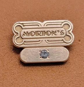 VTG MORTON'S STEAKHOUSE RESTAURANT 10K GOLD SERVICE AWARD PIN MORTON RESTAURANT - Picture 1 of 4