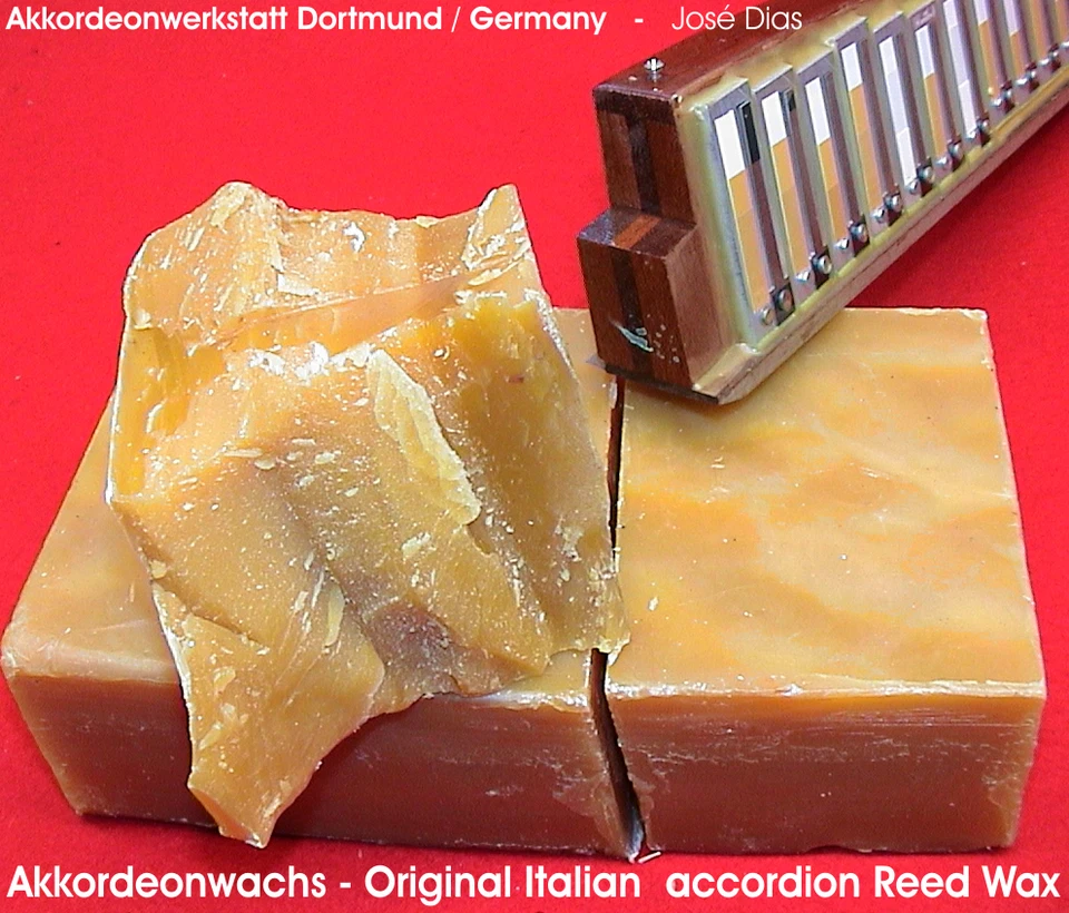 0.9kg wax for accordions, accordion reed wax, cire p. accordéons, cera p. accordion - Image 1 of 1