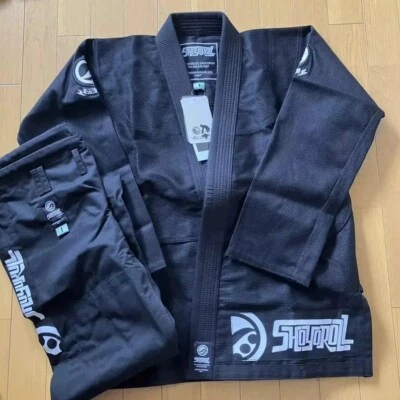 Best Selling Top Quality Shoyoroll Carbon BJJ Gi Available in Black & Blue Color - Image 1 of 4