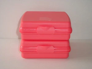 Tupperware Sandwich Keepers Set Hinged Seals Crayons Crafts Salmon Orange New - Picture 1 of 1
