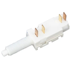 Brake Stop Lamp Light Switch for Holden Commodore VT VX Ute with Cruise Control - Picture 1 of 6