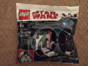 New Sealed Lego Star Wars 5005376: Darth Vader Pod - Picture 1 of 2