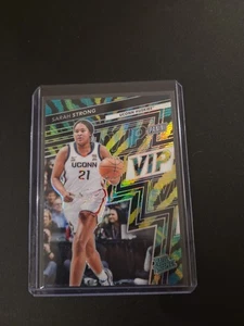 2025 Panini National NSCC Gold Pack VIP SARAH STRONG Baja Tiger Stripe Prizm RC - Bild 1 von 3