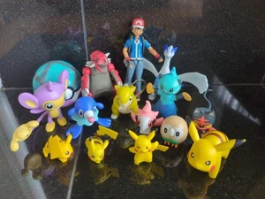Huge Assorted Lot of Pokemon/Nintendo/Jakks/McDonald's /Burger King/TOMY Figures - Picture 1 of 20