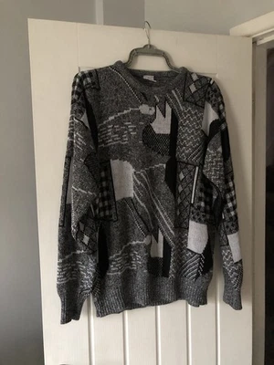 Ladies Jumper Size XL 16/18 - Image 1 of 4