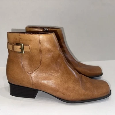 Marinette Villager A Liz Claiborne Women's  Ankle Boot Brown Leather Size 9 - Image 1 of 4