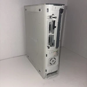 Xbox 360 Blanco Sin Probar o Solo para Piezas y Reparación Sin Cables Sin Mando Sin HDD - Imagen 1 de 7