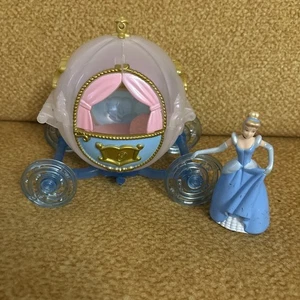 Barbie Cinderella Prinzessin Kürbis Kutsche Mattel 2010 blau lose - Bild 1 von 7