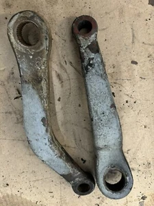 VINTAGE  FERGUSON  TO 35  TRACTOR -STEERING GEARBOX ARM SET- GOOD SPLINES -1955 - Bild 1 von 2