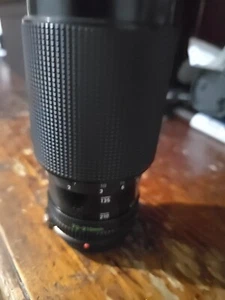 Mint Condition Canon EOS Zoom Lens EF 70-210mm 1:4 Manual/Auto Made in Japan - Picture 1 of 13