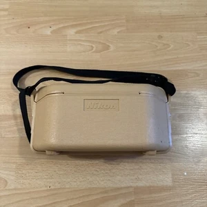 vintage nikon camera case With Strap - Picture 1 of 4
