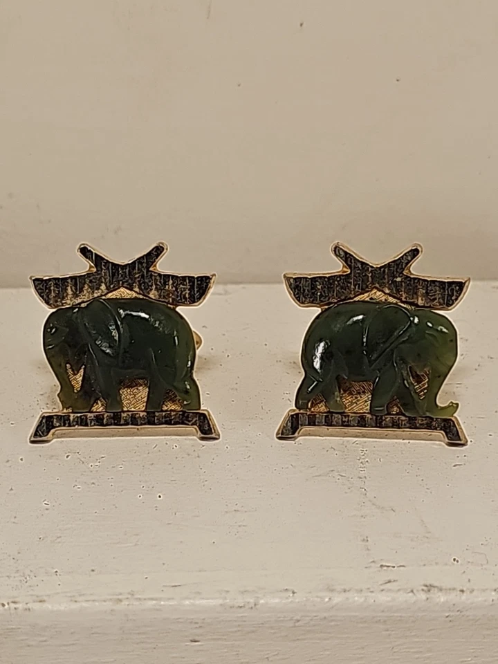 Juego De Gemelos De Colección SWANK Grand Prix Jade Elephant Foto 1 de 4