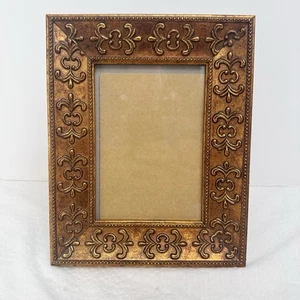 Vintage Fetco Metallic Gold Bilderrahmen erhöhte Details verziert 4x6 oder 5x7 - Bild 1 von 11