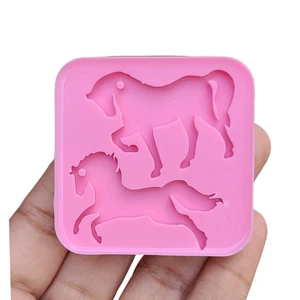 Horse Mold Animals Earrigns & Jewelry Making - Picture 1 of 2