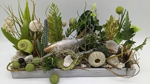 Tischgesteck Sommergesteck Maritim Fisch Seeigel Schnecke Muschel Gräser weiß... - Bild 1 von 5
