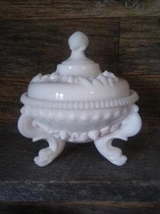 Westmoreland Milchglas Argonaut Schale Bonboniere mit Deckel - Bild 1 von 4