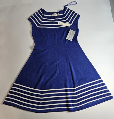 Vestido Eliza J Fit And Acampanado Tejido Azul Real Blanco Rayas Talla Mediana..."NUEVO"  Foto 1 de 3
