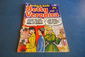 Vintage 1953 Archie's Girls Betty & Veronica #9 Cover Split 25-32 - Bild 1 von 5