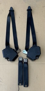 90-93 CORVETTE C4 BLACK SEAT BELT SET COUPE - Picture 1 of 12