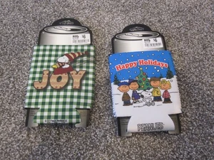 Peanuts Snoopy Woodstock the Gang Koozie set di 2 Natale nuovo con etichette - Foto 1 di 2