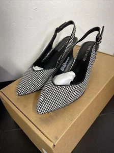 The Limited Black Manana Shoes - Picture 1 of 4