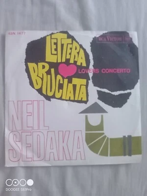 Neil Sedaka lettera bruciata(lover's concerto) Italian language 7"+PS Italy - Image 1 of 3