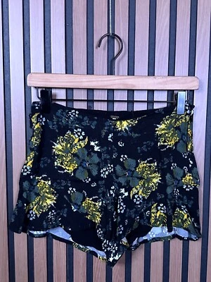 Free People Mini Shorts 0 / XS Womens Black Dandelion Floral Art - Image 1 of 4