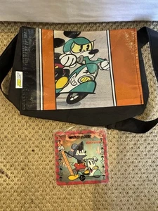 New Mickey Mouse Crossbody Bag and puzzle. Collectible. - Bild 1 von 6