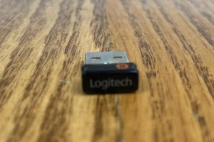 Ersatz Original USB Dongle Empfänger für Logitech M570 Wireless Trackball - Bild 1 von 4