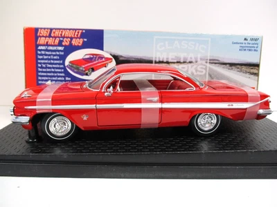 CLASSIC METAL WORKS - 1961 CHEVROLET IMPALA SS 409 (RED) - 1/24 DIECAST - Image 1 of 4