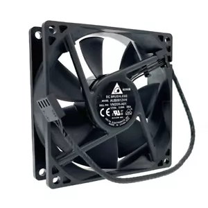 Ventola di raffreddamento 92 mm 9 cm Pwm computer CPU AUB0912VH VM20H-A01,92 X 92 X 25 mm 3800 RPM 4P - Foto 1 di 4