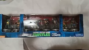 Tartarughe Ninja Teenage Storia di Leonardo confezione da 8 - SIGILLATE - con danni - Foto 1 di 9