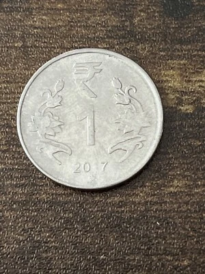 2017 India 1 RUPEE Actual Coin TK6387* - Image 1 of 3
