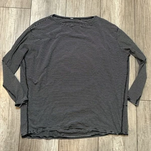 Lululemon Back in Action Manga Larga Negro Blanco Rayas Cuello Redondo talla 6 - Imagen 1 de 4