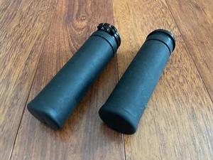 Harley Davidson OEM 1" Black Rubber Hand Grips - Picture 1 of 9