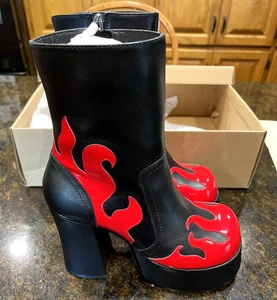Steve Madden Women’s Platform Boots SIZZLE BLACK MULTI Red Flames Size 7.5 M - Picture 1 of 10