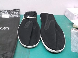 UNOW Chinese Traditional Cloth Kung Fu Shoes, Black - Picture 1 of 3