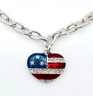 Collar gargantilla colgante corazón estrás esmalte bandera americana Express Foto 1 de 4