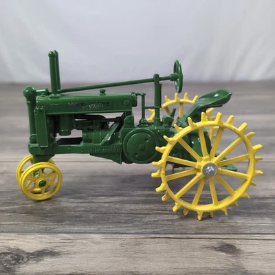 ERTL John Deere Collectors Edition 1937 Model “G” Tractor In Superb Condition  - Image 1 of 4