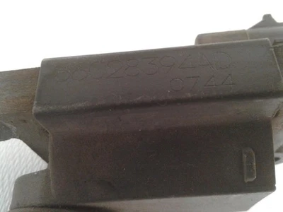 Bobina de encendido usada se adapta a: Dodge Durango 2004 5,7 grado A Foto 1 de 4