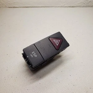 08-11 Mercedes W204 C300 C350 Dash Warning Light Hazard ESP Switch 2049051900 - Foto 1 di 6