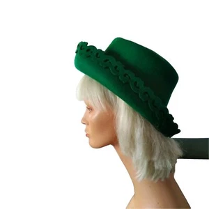 Fab Vintage Emerald Green Wool Felt Hat.Very Versatile.23 In Head Size - Picture 1 of 8