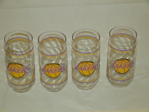 Vintage Los Angeles Lakers Glass 4 Tumbler Set Mobil Oil Advertising Promo 1980s Cover