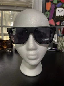 NEW! Black & Gold Steve Madden Sunglasses - Picture 1 of 10