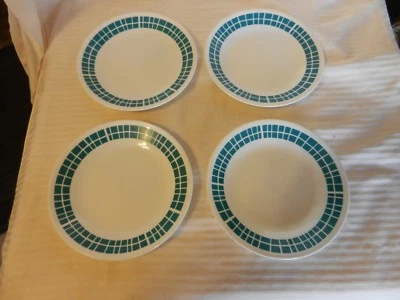 Juego de 4 platos de postre Corelle verde y blanco de 6,75" de diámetro Foto 1 de 3